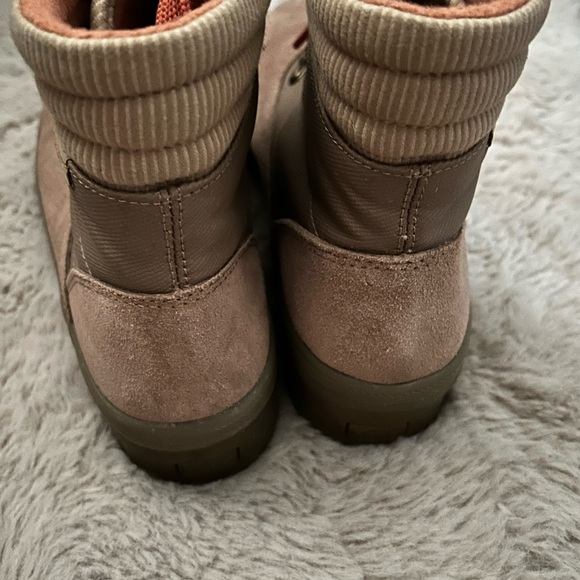 [8.5] Ked’s Beige Hiking Boot - Picture 3 of 7